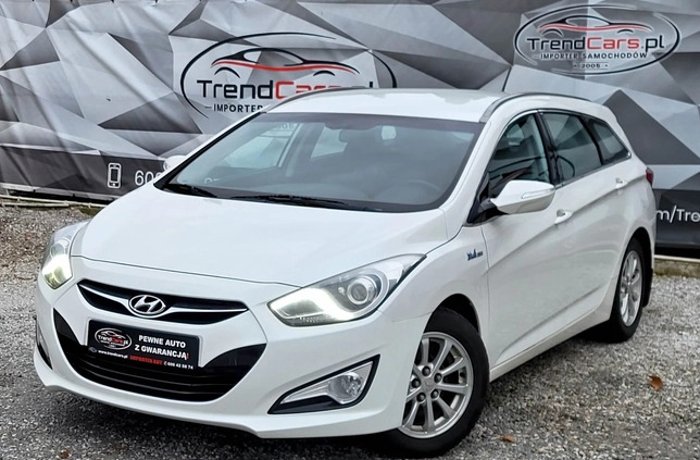 Hyundai i40 cena 38990 przebieg: 199000, rok produkcji 2011 z Wałbrzych małe 407